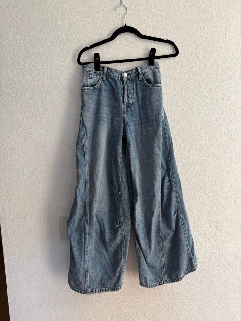 Free People Eden Slouchy Jeans Size 24, $148 online now - Picture 4 of 7